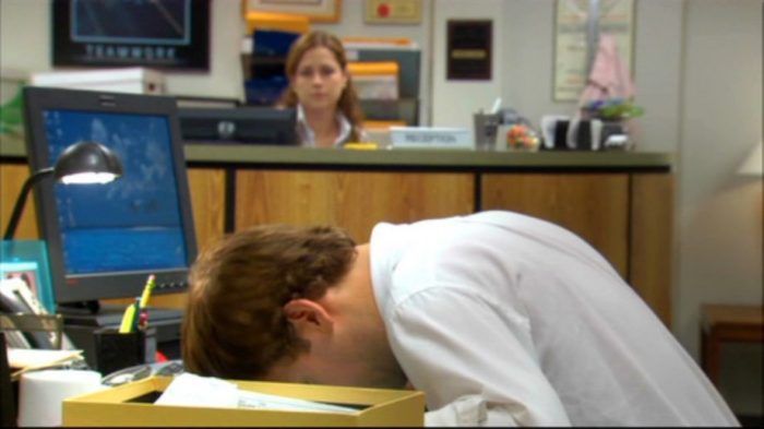 7 Thoughts Every Office Worker Has In The Summer